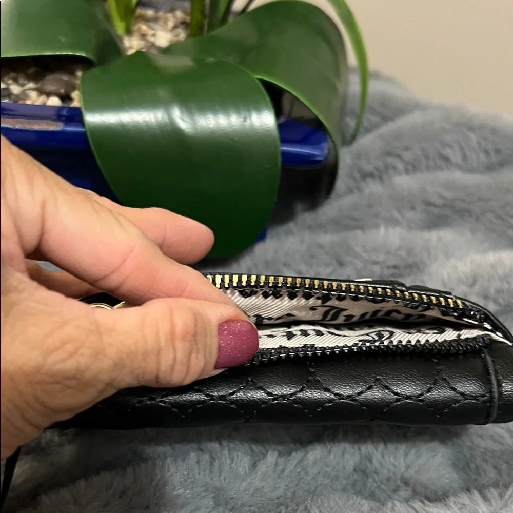 Juicy Couture Black Heart Quilted Wallet NWT retail $35
